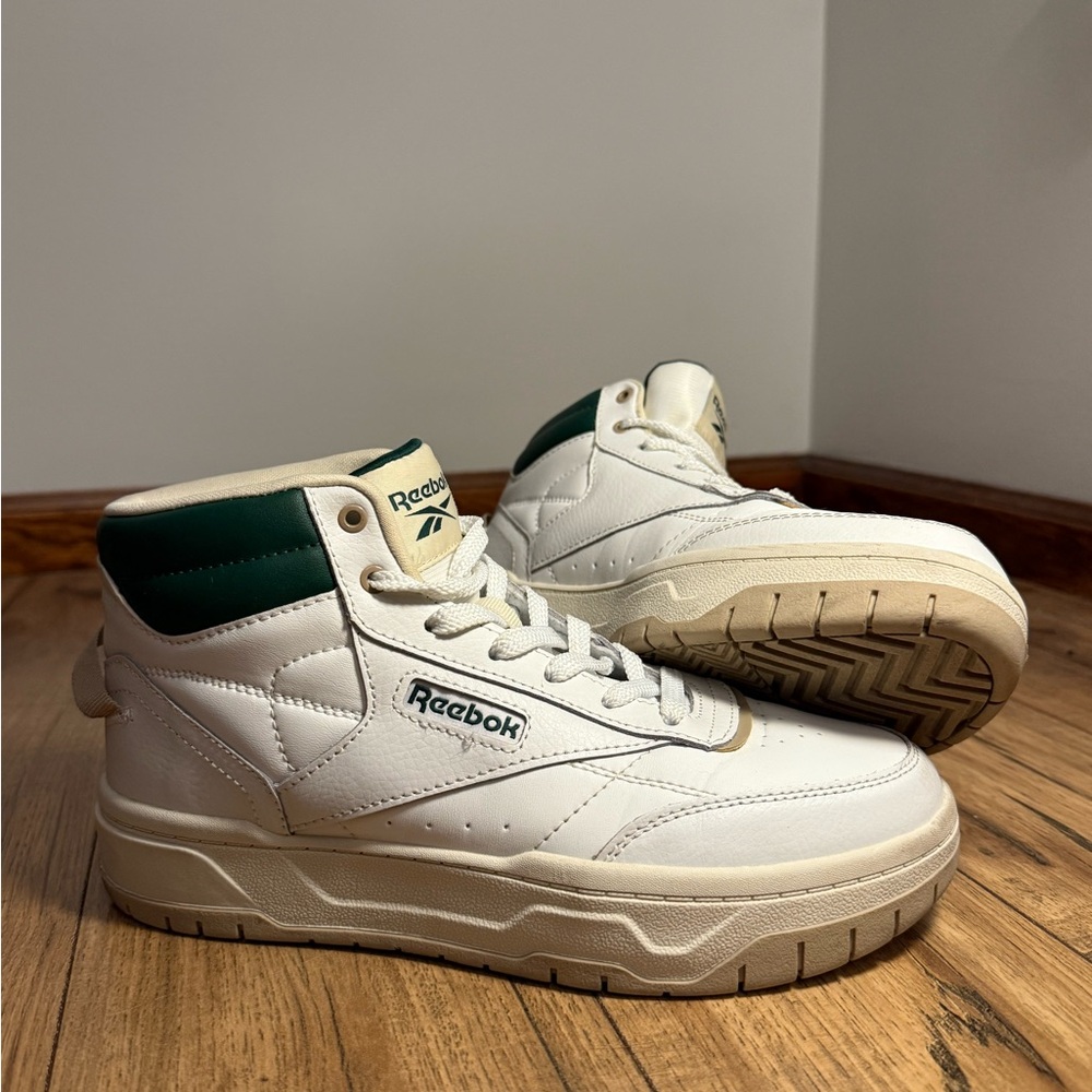 Reebok White and Green Sneakers